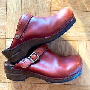 Dansko clog